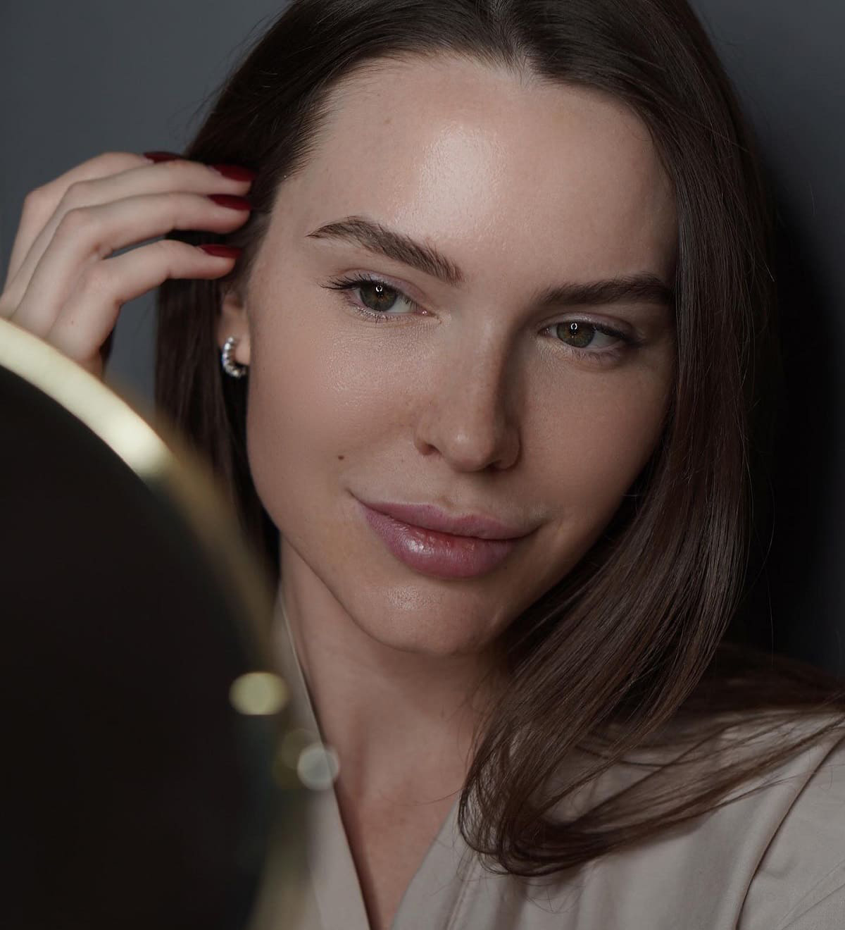 Чем можно красить губы после увеличения?