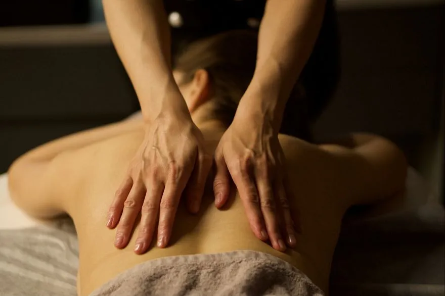 Услуги: общий массаж