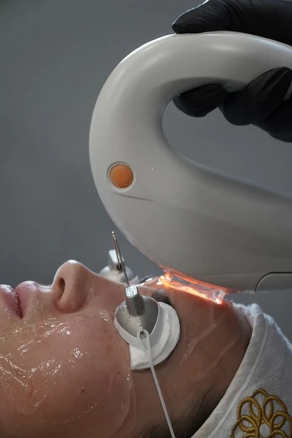 Услуги: лечение сосудистых изменений