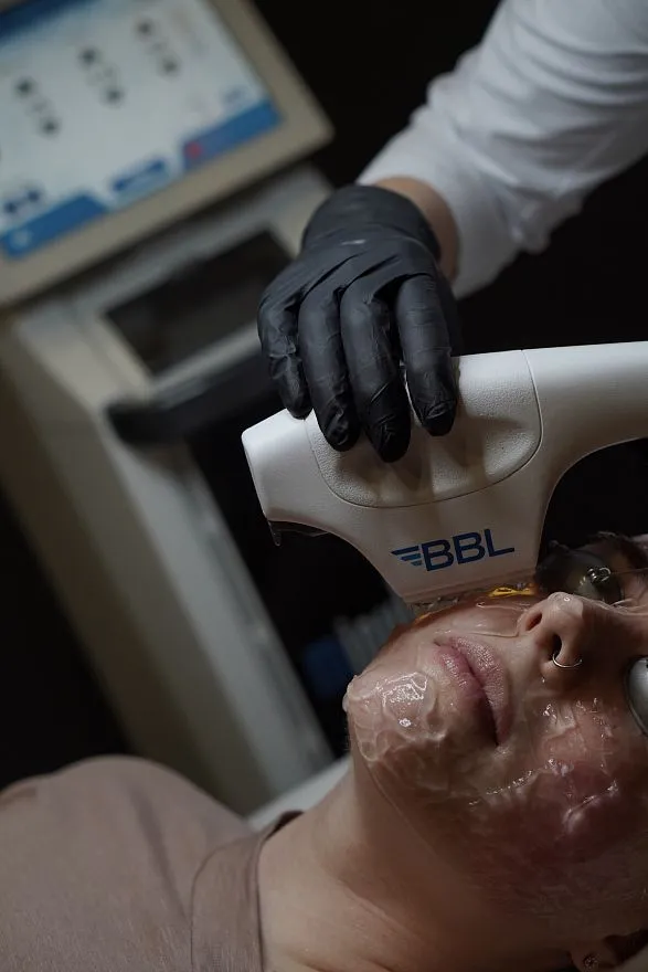 Услуги: forever clear bbl