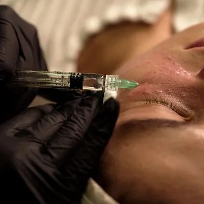 Плохое зрение и мимические морщины: есть ли связь