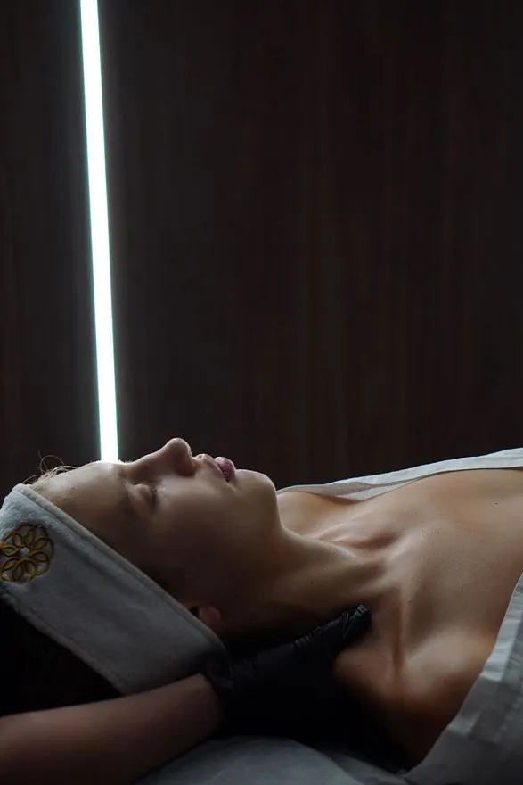 Услуги: массаж лица