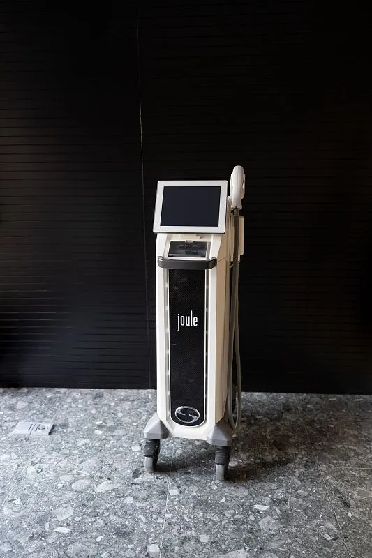 Оборудование: sciton bbl hero фото 5