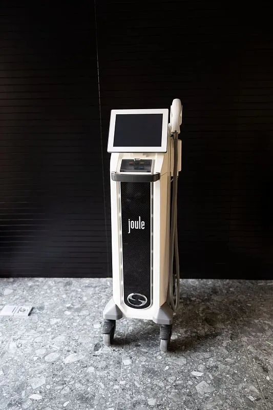 Оборудование: sciton bbl hero фото 5